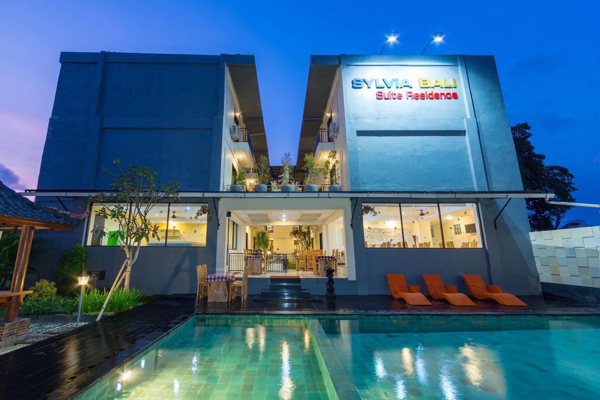 Reddoorz Plus Near Mall Bali Galeria 2 Денпасар Экстерьер фото